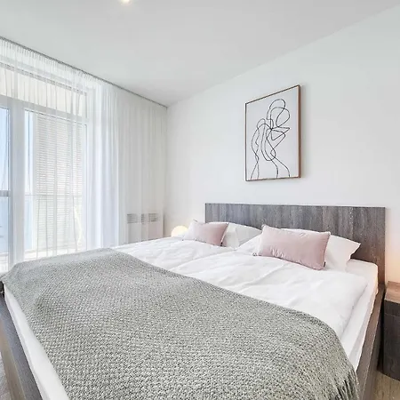 Apartment Na Vlnach, No 1 Starigrad Paklenica